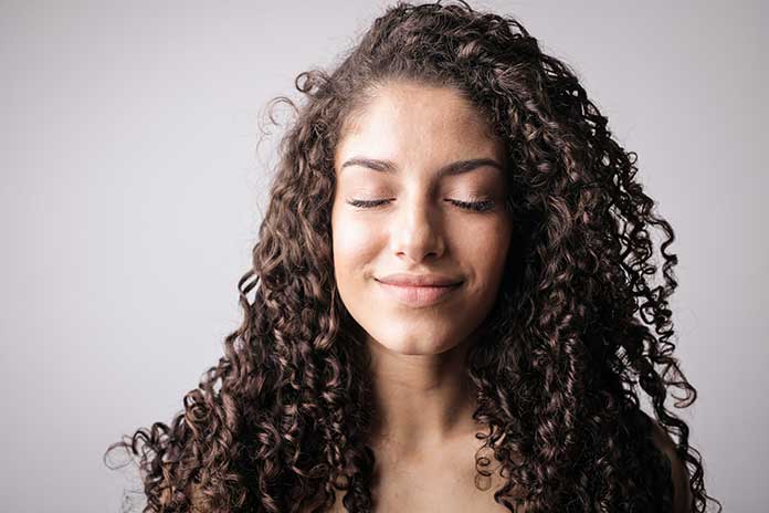 Nine Tips For Defining Your Curls